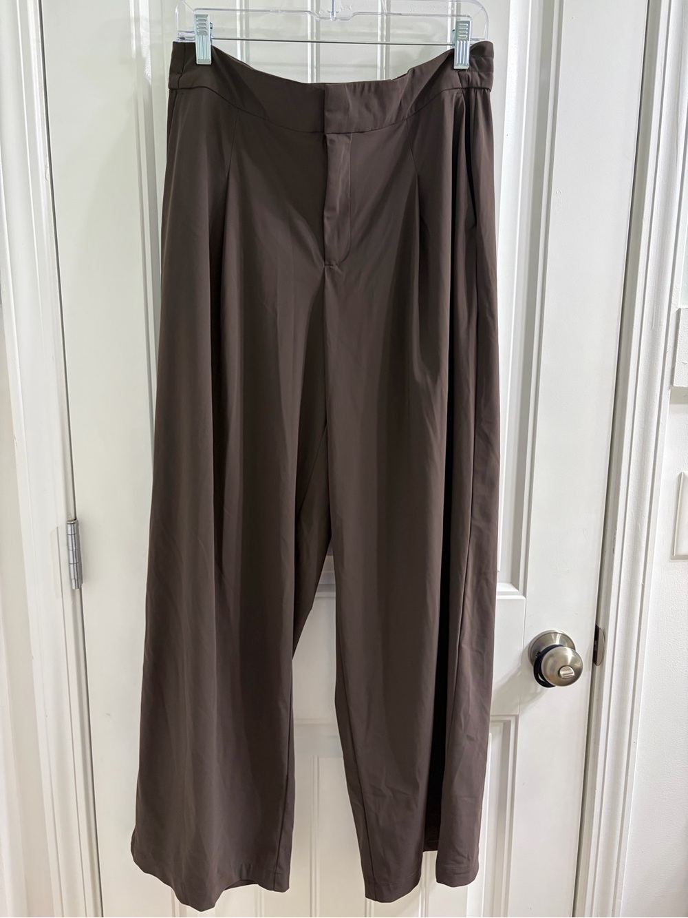 Athleta Pinnacle High Rise Trouser Wide-Leg Brown Truffle 10 Quiet Luxury
